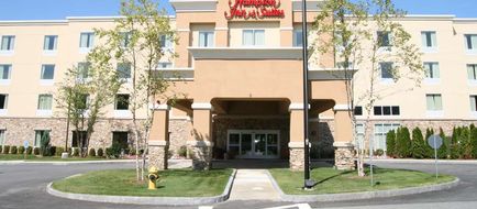 Hampton Inn & Suites Westford-Chelmsford Exterior