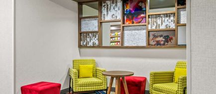 Hampton Inn Bowie Lobby