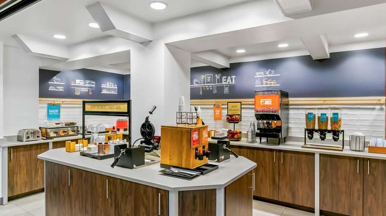 Hampton Inn Bowie Restaurant