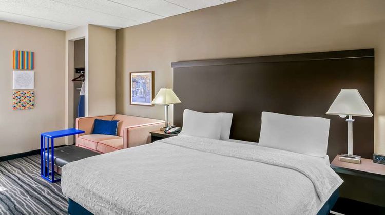 Hampton Inn Bowie Room