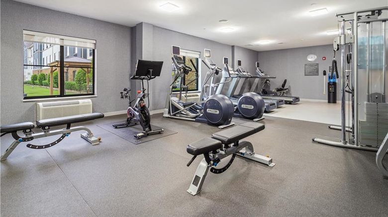 <b>Homewood Suites - Beaumont Health</b>. Images powered by <a href="https://iceportal.shijigroup.com/" title="IcePortal" target="_blank">IcePortal</a>.
