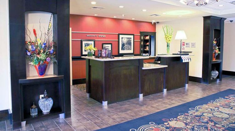Hampton Inn Orange Lobby