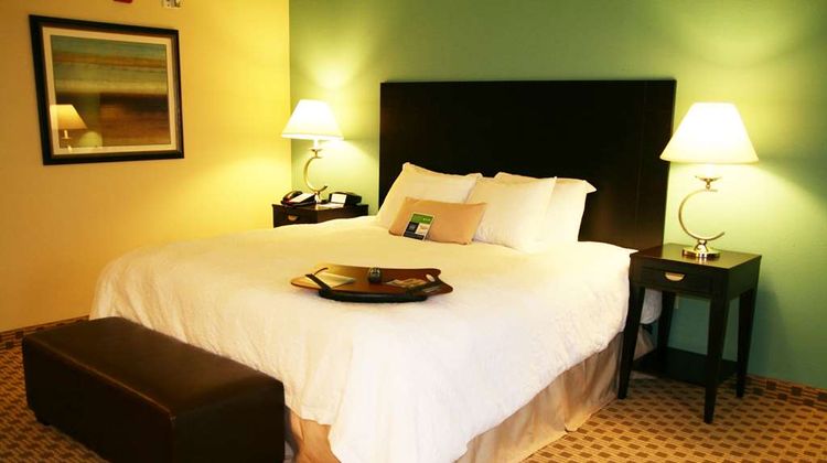 Hampton Inn Orange Room