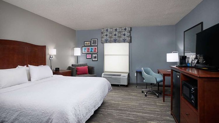 Hampton Inn Beaumont Room