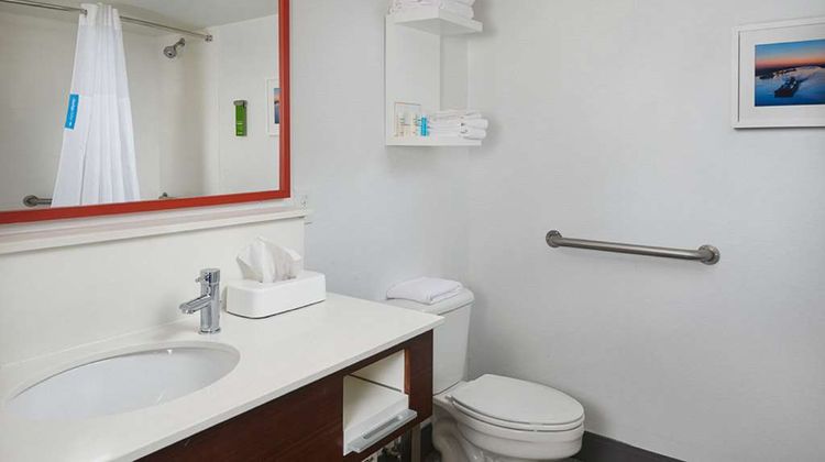 Hampton Inn Beaumont Room
