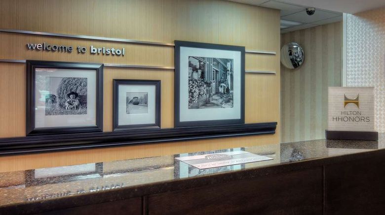 <b>Hampton Inn Bristol Lobby</b>. Images powered by <a href="https://iceportal.shijigroup.com/" title="IcePortal" target="_blank">IcePortal</a>.