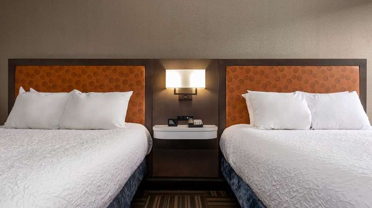 Hampton Inn Bristol Room