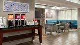 <b>Hampton Inn Bristol Lobby</b>. Images powered by <a href="https://iceportal.shijigroup.com/" title="IcePortal" target="_blank">IcePortal</a>.