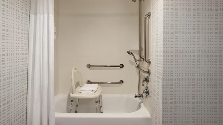 Hampton Inn Bristol Room