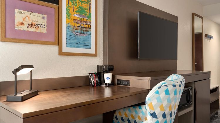 Hampton Inn Bristol Room