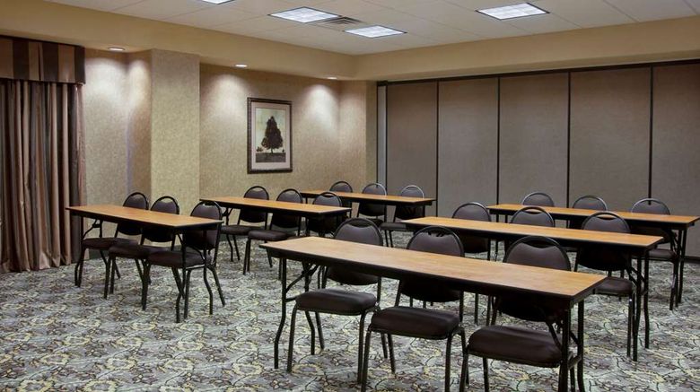 <b>Hampton Inn and Suites Brownsville Meeting</b>. Images powered by <a href="https://iceportal.shijigroup.com/" title="IcePortal" target="_blank">IcePortal</a>.