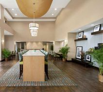 Hampton Inn & Suites Brunswick Lobby
