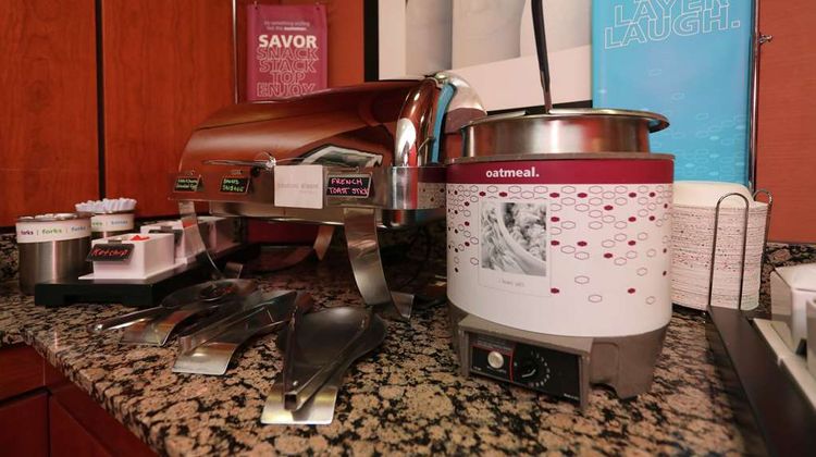 Hampton Inn Batavia Restaurant