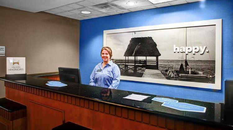 Hampton Inn Coldwater Lobby