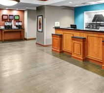 Hampton Inn Coldwater Lobby