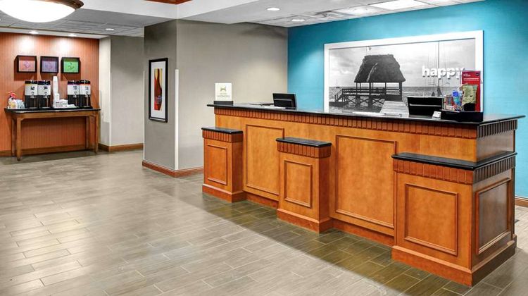 Hampton Inn Coldwater Lobby