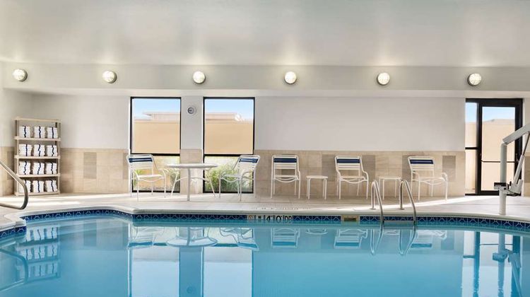 Hampton Inn Battle Creek Pool