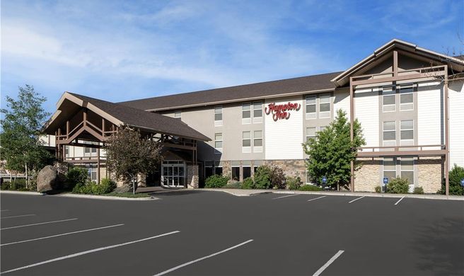 Hampton Inn Butte Exterior