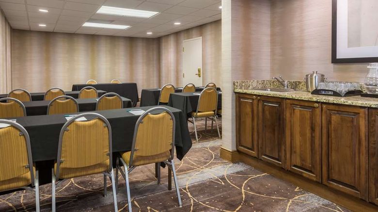 <b>Homewood Suites by Hilton Baton Rouge Meeting</b>. Images powered by <a href="https://iceportal.shijigroup.com/" title="IcePortal" target="_blank">IcePortal</a>.