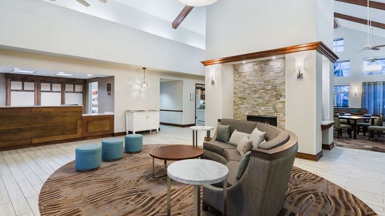 <b>Homewood Suites by Hilton Baton Rouge Lobby</b>. Images powered by <a href="https://iceportal.shijigroup.com/" title="IcePortal" target="_blank">IcePortal</a>.
