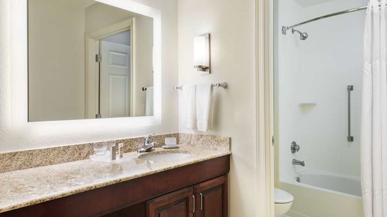 <b>Homewood Suites by Hilton Baton Rouge Room</b>. Images powered by <a href="https://iceportal.shijigroup.com/" title="IcePortal" target="_blank">IcePortal</a>.