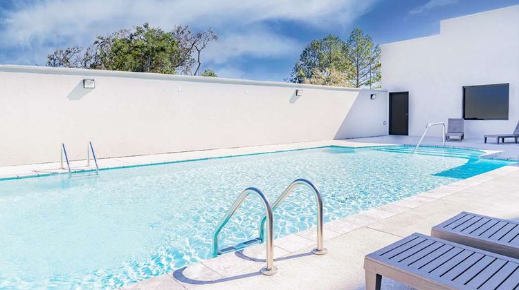 Hampton Inn Baton Rouge/Denham Springs Pool
