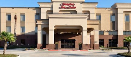 Hampton Inn & Suites Baton Rouge I-10E Exterior