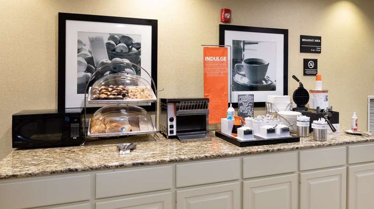 Hampton Inn & Suites Baton Rouge I-10E Restaurant