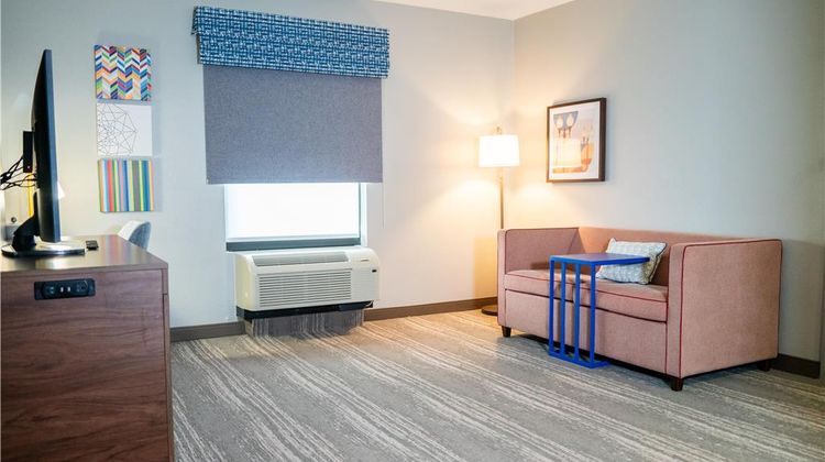 Hampton Inn Gonzales Room