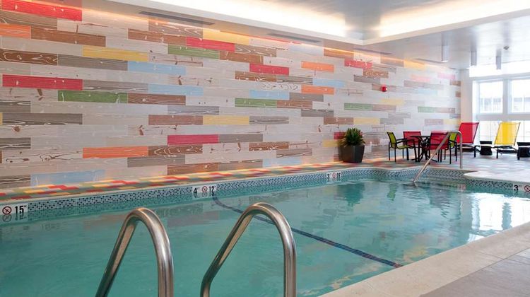 Hilton Garden Inn Burlington-Downtown Restaurant