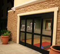 Hampton Inn Brentwood Exterior