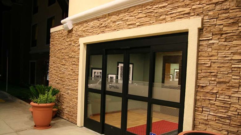 <b>Hampton Inn Brentwood Exterior</b>. Images powered by <a href="https://iceportal.shijigroup.com/" title="IcePortal" target="_blank">IcePortal</a>.