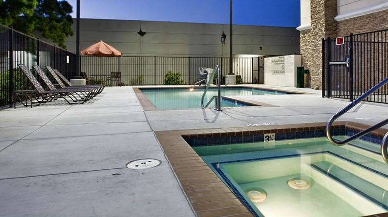 <b>Hampton Inn Brentwood Pool</b>. Images powered by <a href="https://iceportal.shijigroup.com/" title="IcePortal" target="_blank">IcePortal</a>.