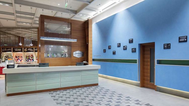 Hampton by Hilton Bursa Lobby