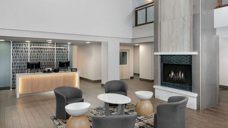 Homewood Suites by Hilton Buffalo Airpor Lobby