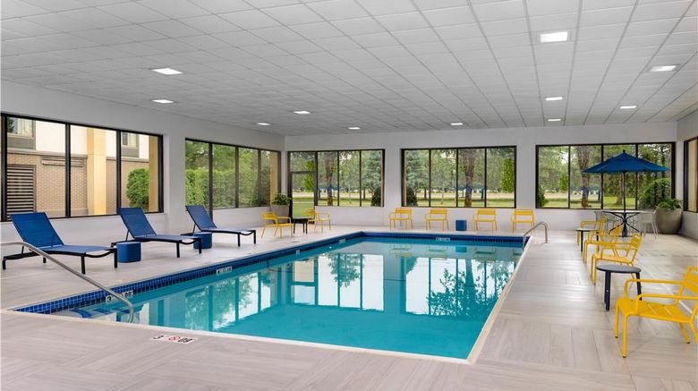<b>Hampton Inn Buffalo-Arpt/Galleria Mall Pool</b>. Images powered by <a href="https://iceportal.shijigroup.com/" title="IcePortal" target="_blank">IcePortal</a>.