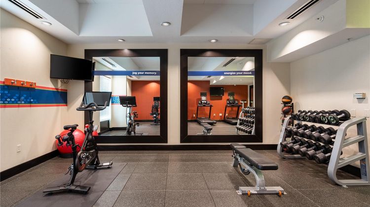 Hampton Inn Buffalo South I-90 Health