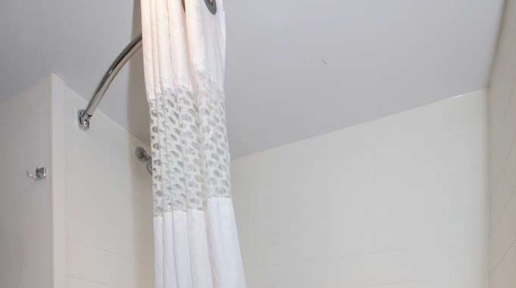 Hampton Inn Brevard Room