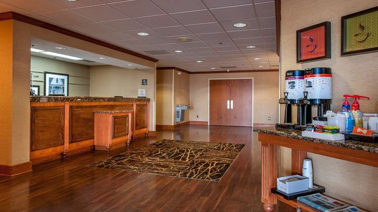 Hampton Inn by Hilton Bowling Green Lobby