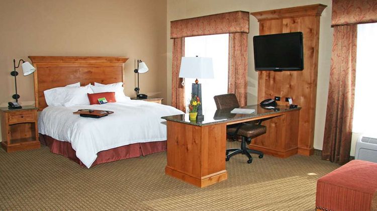 Hampton Inn & Suites Buffalo Room