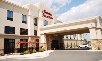 Hampton Inn & Suites Buffalo