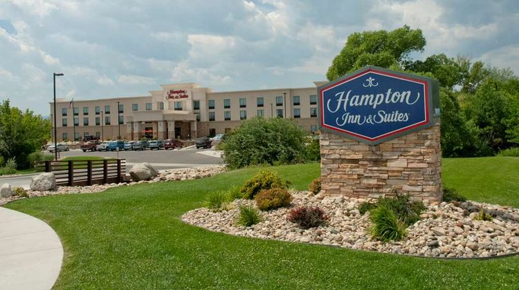 Hampton Inn & Suites Buffalo Exterior