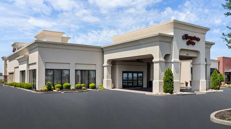 <b>Hampton Inn Blytheville Exterior</b>. Images powered by <a href="https://iceportal.shijigroup.com/" title="IcePortal" target="_blank">IcePortal</a>.