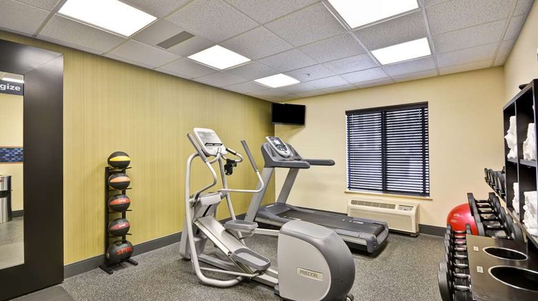 <b>Hampton Inn Bozeman Health</b>. Images powered by <a href="https://iceportal.shijigroup.com/" title="IcePortal" target="_blank">IcePortal</a>.