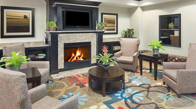 Hampton Inn Columbia Lobby
