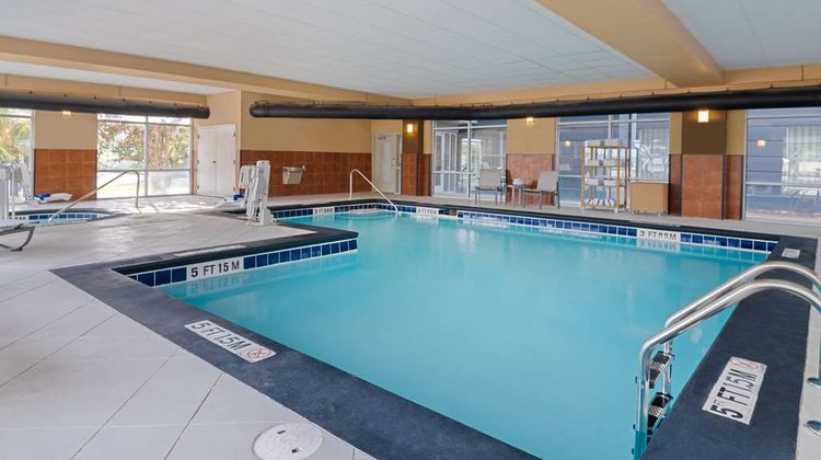 Homewood Suites Columbia Pool