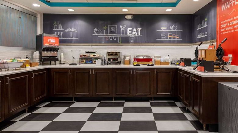 <b>Hampton Inn Columbia I-26/ Harbison Blvd Restaurant</b>. Images powered by <a href="https://iceportal.shijigroup.com/" title="IcePortal" target="_blank">IcePortal</a>.