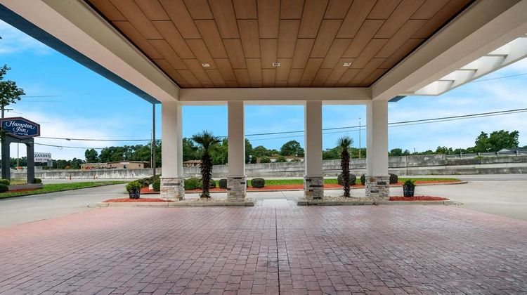 Hampton Inn Columbia-I-26 Airport Exterior