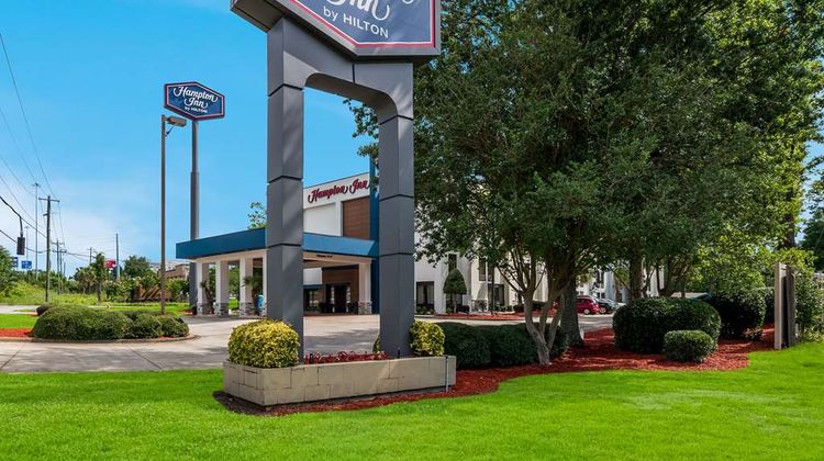 Hampton Inn Columbia-I-26 Airport Exterior