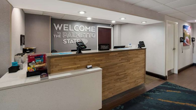 <b>Hampton Inn Columbia-I-26 Airport Lobby</b>. Images powered by <a href="https://iceportal.shijigroup.com/" title="IcePortal" target="_blank">IcePortal</a>.